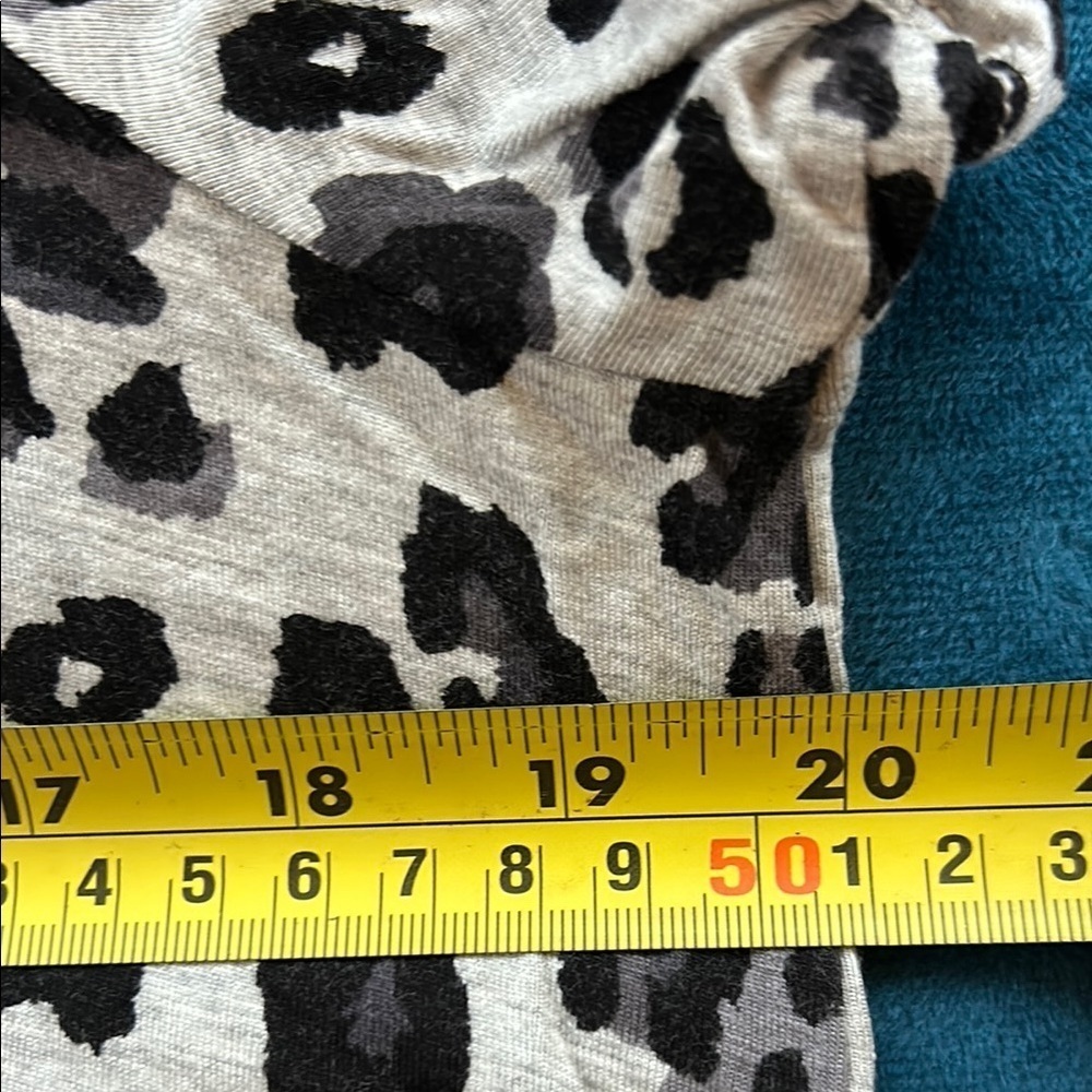 Leopard Print Top - Picture 7 of 7